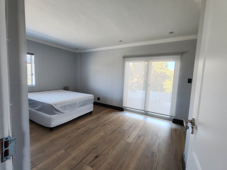 7 Bedroom Property for Sale in Perlemoenbaai Western Cape